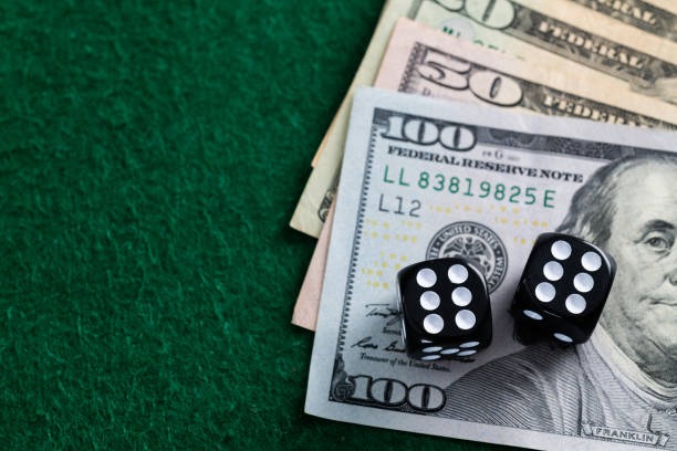 Antarmuka taruhan No Commission Baccarat dengan chip dan tombol kontrol